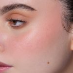 لوكا بلاشر الخدود 01 وردي فاتح Loca Blusher 01 Low Key Light Pink