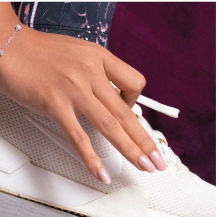 Luca artificial nails No 14 self-adhesive flesh-pink oval shape - Image 4